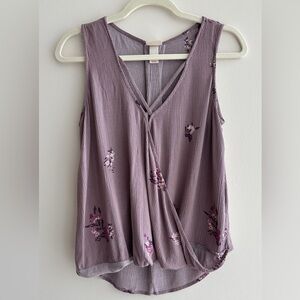 Mossimo Supply Co. Floral Crinkle Wrap Tank Top, Lavender, Size Medium